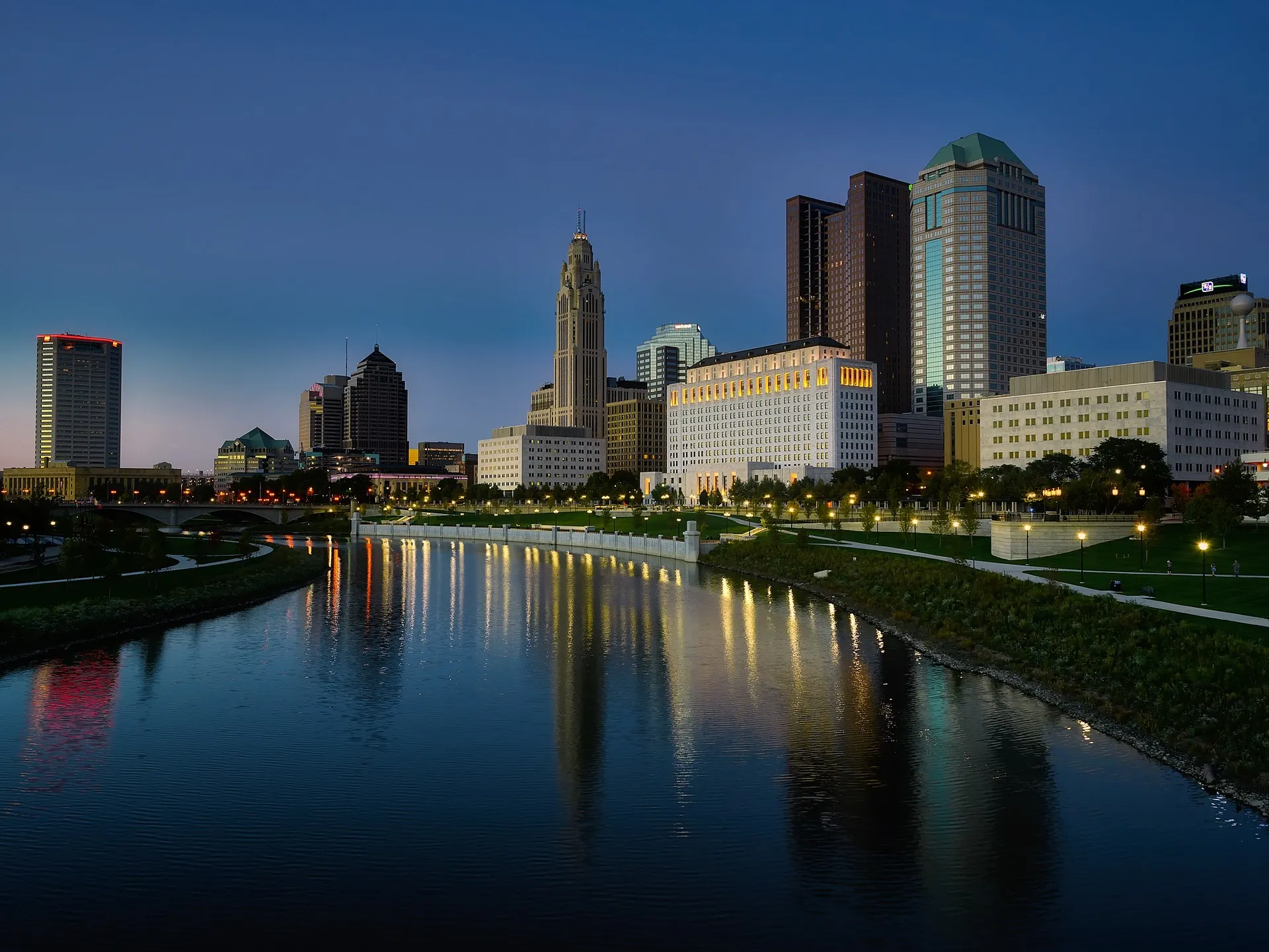 The Columbus, Ohio skyline reflected in the river at dusk